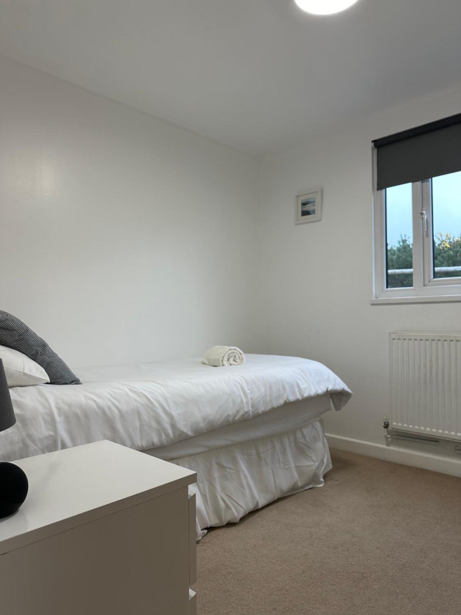 Wheal Prosper- Beautifully Fitted Wooden Lodge Helston Cornwall Экстерьер фото
